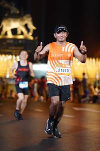 BIB: 2110, 21510
                            <button type="button" onclick="openModal(23127407)" class="btn btn-primary btn-sm float-right btn-popup" data-toggle="modal" data-target=".modal-high-quality">
                        <i class="fas fa-shopping-cart"></i> Add to Cart
                    </button>
                                            <button type="button" onclick="isThisMe(23127407, true)" class="btn btn-success btn-sm float-right btn-popup btn-isme hidden" data-toggle="tooltip" data-placement="bottom" title="นี่คือรูปของคุณใช่ไหม คลิกที่นี่เพื่อเอาเข้าอัลบั้ม">
                        <i class="fas fa-plus"></i> Add to album
                    </button>
                    <button type="button" onclick="isThisMe(23127407, false)" class="btn btn-warning btn-sm float-right btn-popup btn-isnotme hidden">
                        <i class="fas fa-ban"></i> Remove from album
                    </button>
